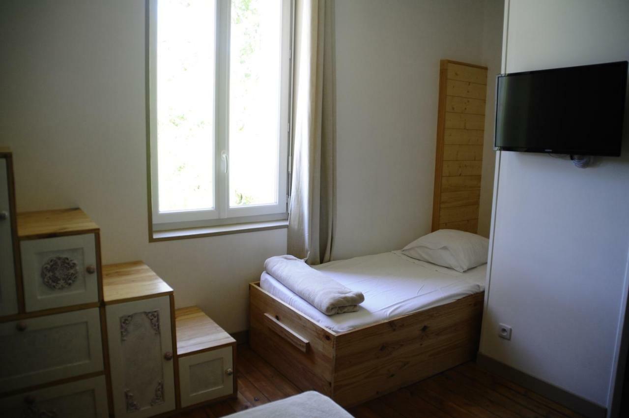 Bed and Breakfast Loustalneou Saint-Pierre-de-Clairac Экстерьер фото